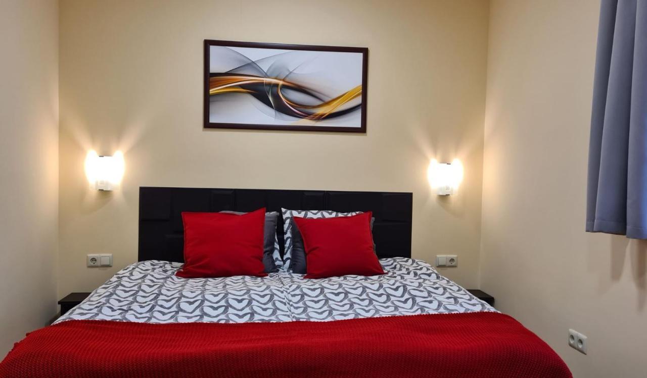 Lucsony Apartman Mosonmagyaróvár المظهر الخارجي الصورة