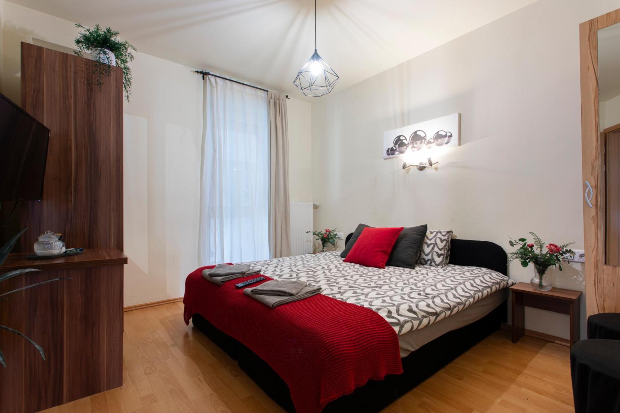 Lucsony Apartman Mosonmagyaróvár المظهر الخارجي الصورة